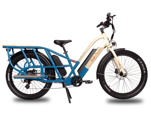 Vista Cruiser electric cargo bike. Right side in Turquoise and Cream.